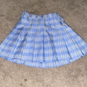 2 pieces of blue clothing